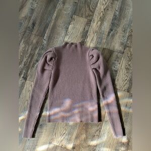 The western gold mock neck puff sleeve sweater size medium